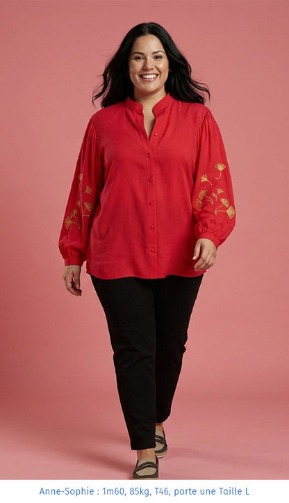 La chemise intemporelle brodée