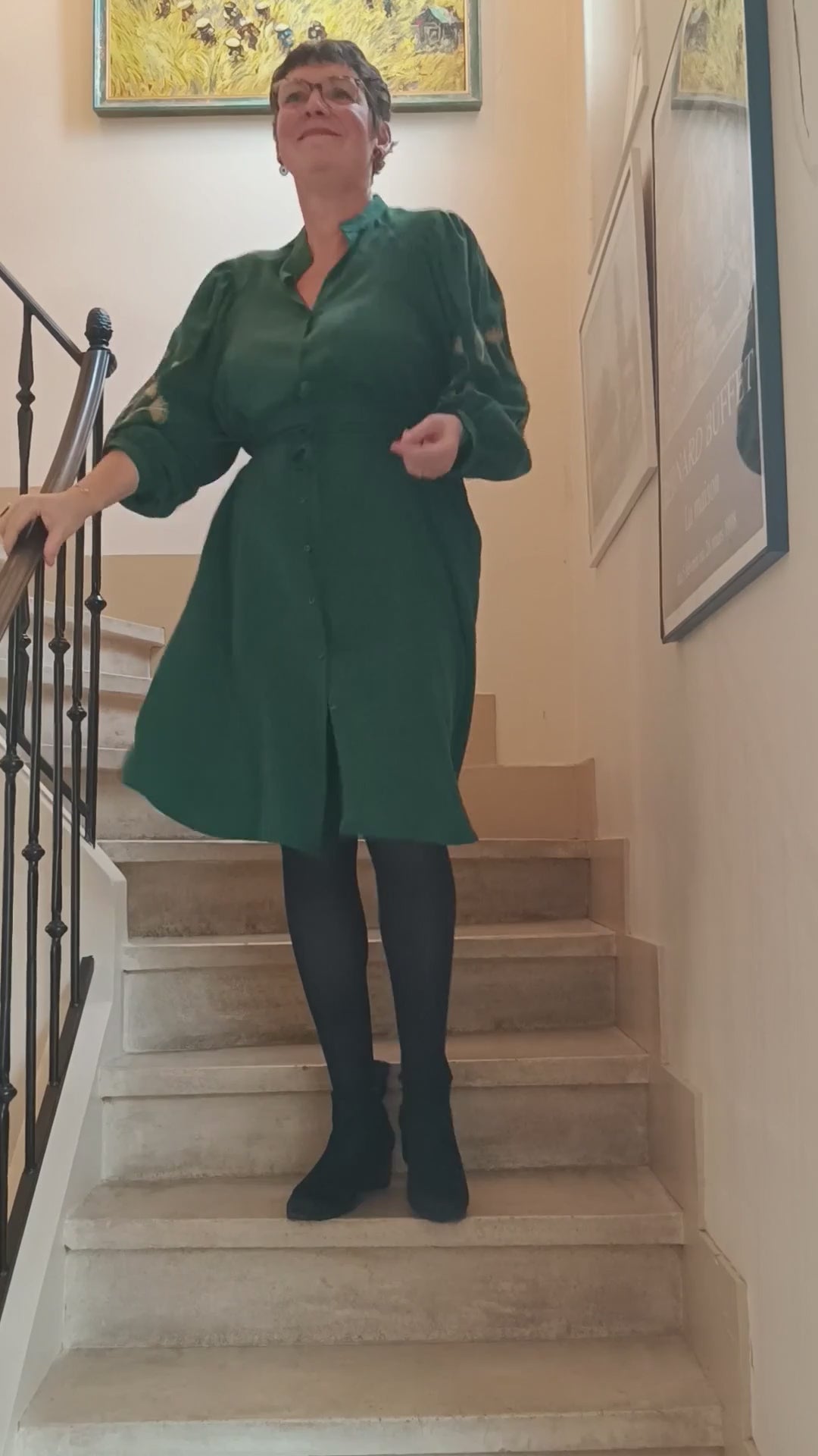 La robe intemporelle brodée